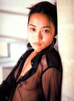  大西結花濡れ場やヘアヌード画像1
